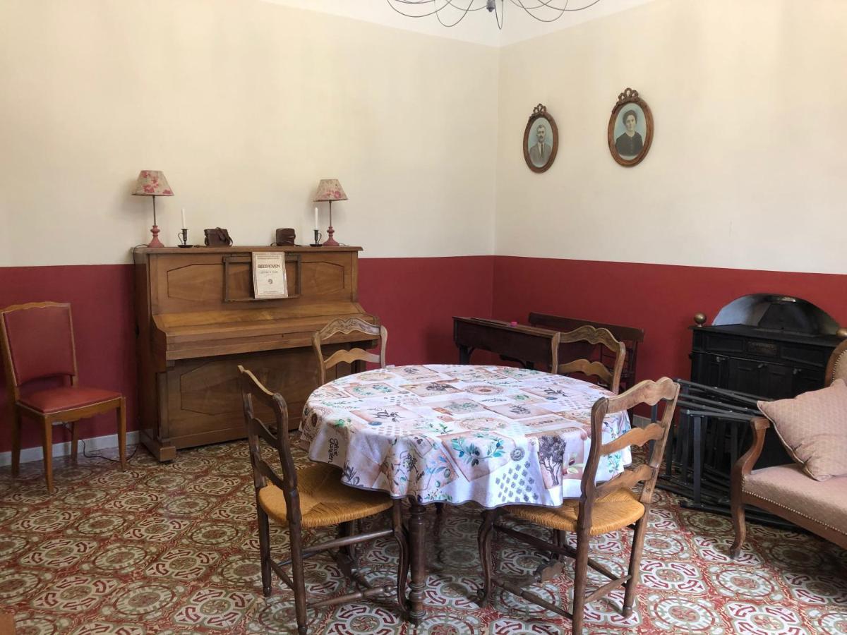 Bed and Breakfast Mas La Cigaliere Venasque Esterno foto