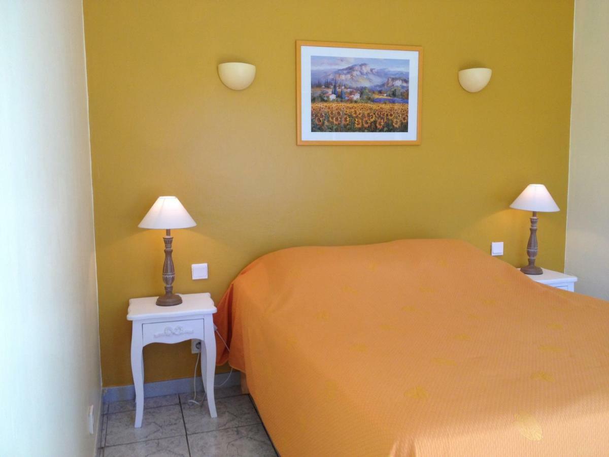 Bed and Breakfast Mas La Cigaliere Venasque Esterno foto