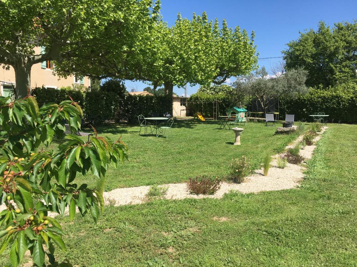 Bed and Breakfast Mas La Cigaliere Venasque Esterno foto